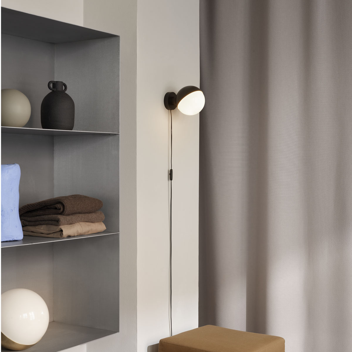 VL Studio V�gg ledning svart